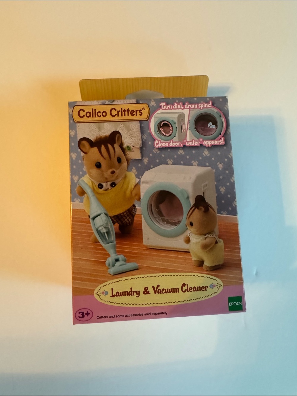 CALICO CRITTERS #CC1837 Dollhouse Laundry & Vacuum Cleaner Set - New Sealed